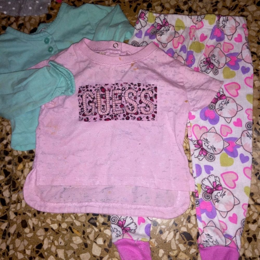 12m guess bundle of 2 Tops